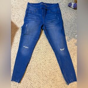 Kid’s Distressed Jeans